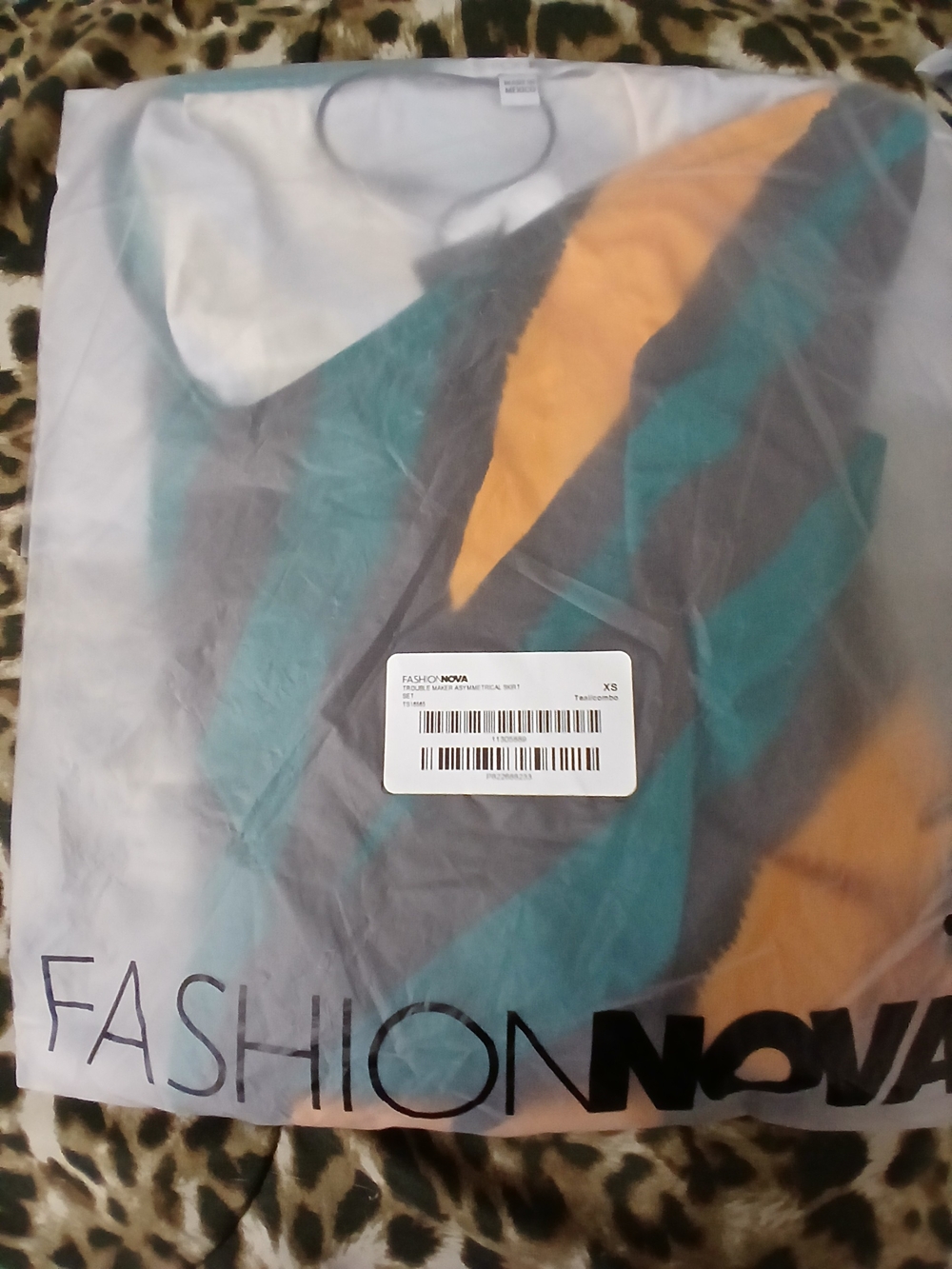 Fashion Nova Teal, Mustard & Brown Abstract Print Maxi Skirt Set - Picture 7 of 7